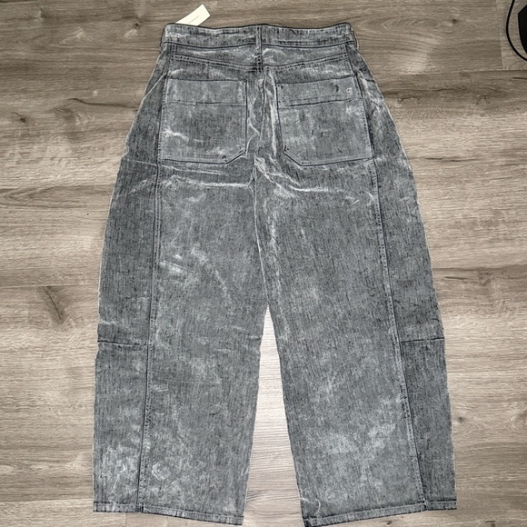 The Kenna mid rise heritage barrel jeans by Pilcro velvet edition - Picture 8 of 13